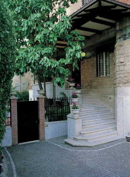 Oriani Bed and breakfast 3*